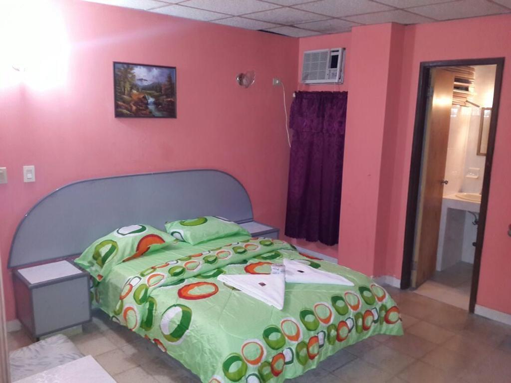 Residencial Las Canarias Panama City Room photo
